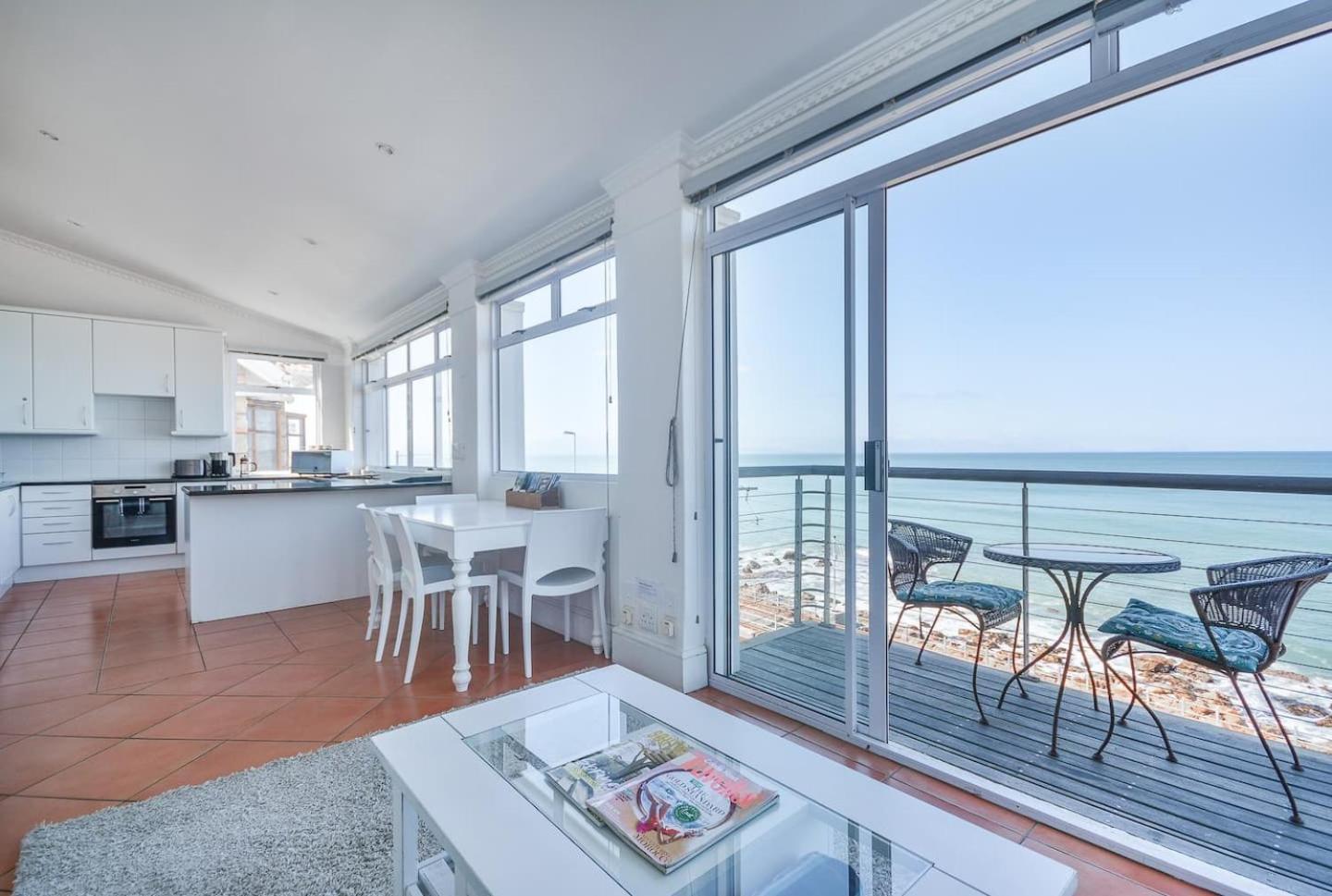 Oceanfront Penthouse By Open Home Muizenberg Exterior photo