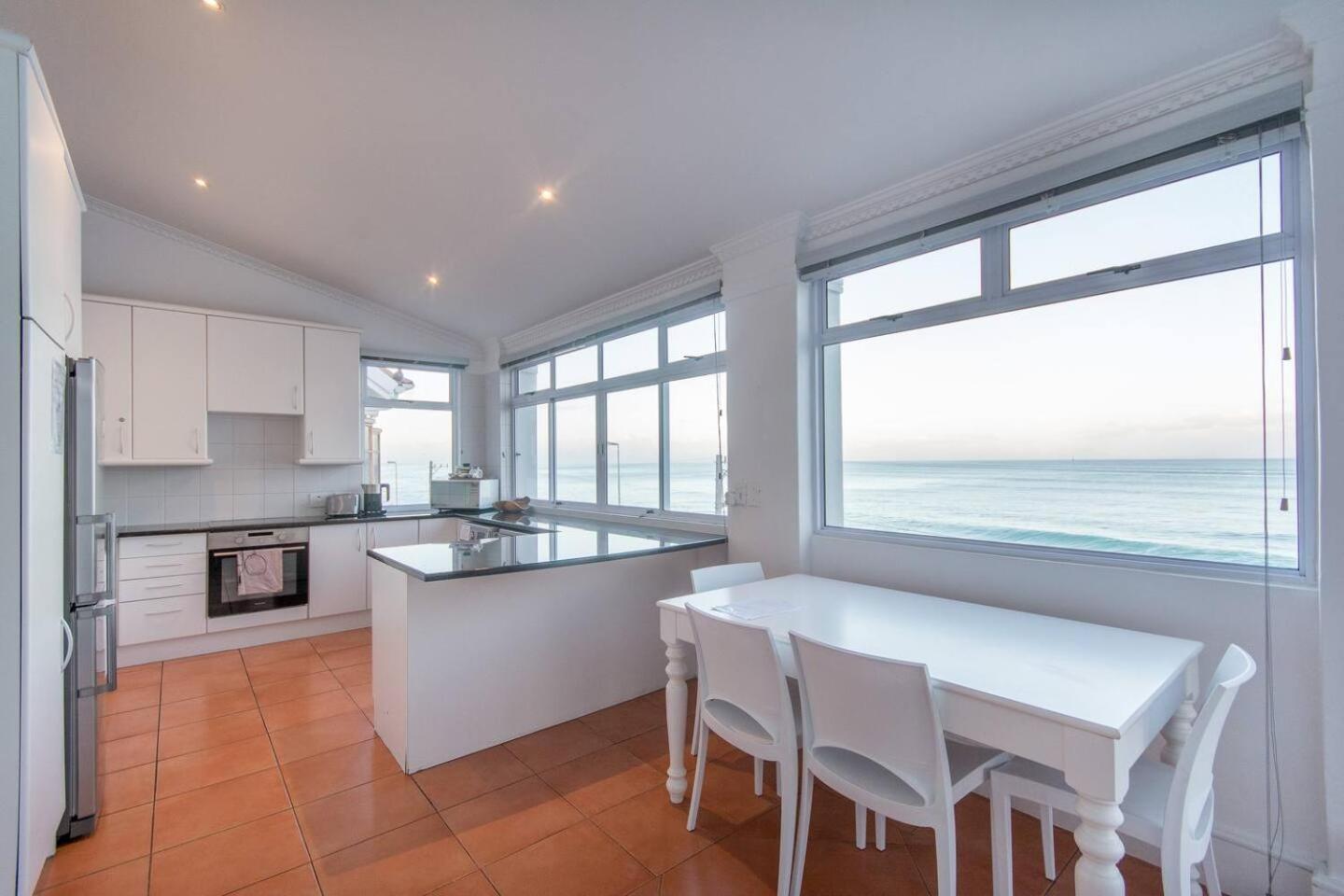 Oceanfront Penthouse By Open Home Muizenberg Exterior photo